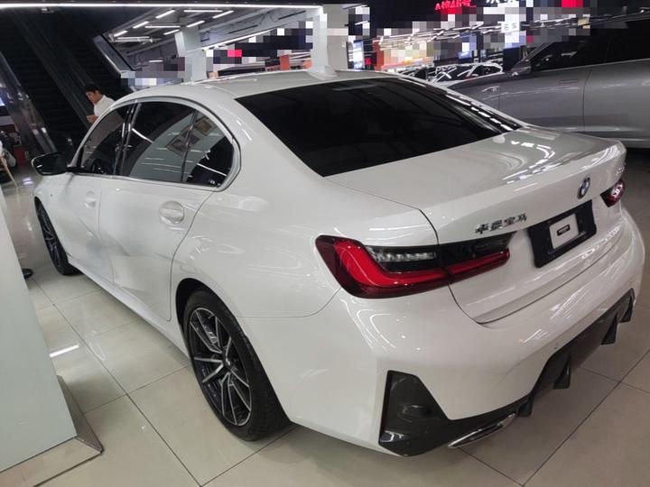 3 Series 2023 320Li M Sport Package photo 4