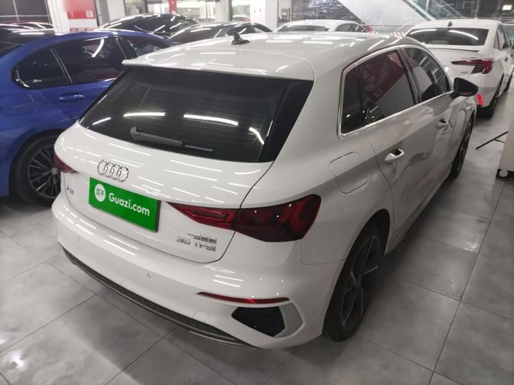 A3 2023 Facelift Sportback 35 TFSI Fashion Sport photo 4