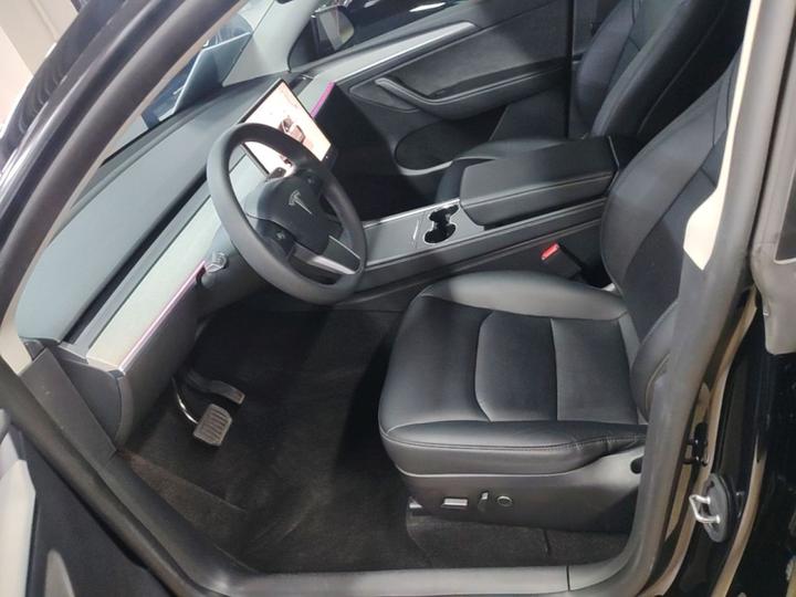 Model Y 2023 Long Range AWD photo 6