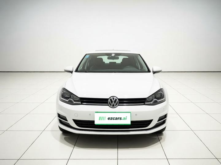 Golf 2017 230TSI AT Luxury Anniversary Edition photo 2