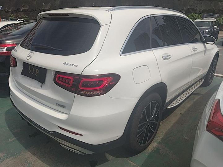 GLC 2020 Facelift GLC 260 L 4MATIC Luxury photo 4