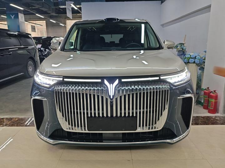 Voyah Dreamer 2026 PHEV Qiankun Ultra photo 2
