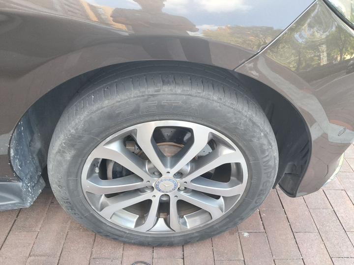 GLE Imported 2015 GLE 320 4MATIC photo 8