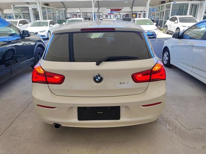 1 Series Imported 2018 118i Leading photo 3