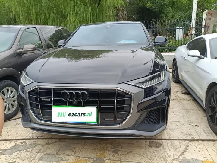 Q8 2019 55 TFSI Dynamic photo 2