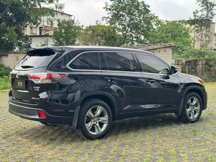 Highlander 2015 2.0T AWD Luxury 7-Seater photo 4