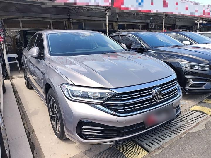 Sagitar 2025 300TSI DSG photo 3
