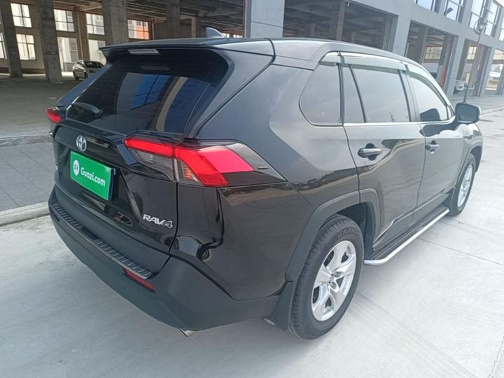 RAV4 2024 2.0L CVT RWD photo 6