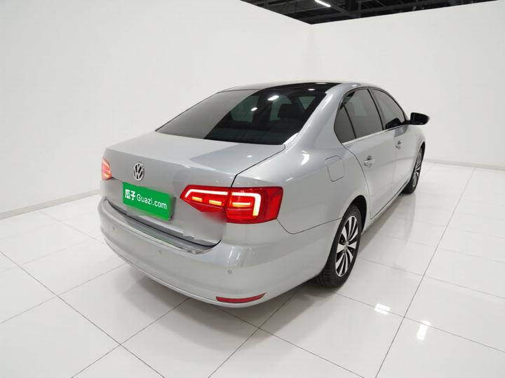 Sagitar 2018 180TSI DSG Exclusive photo 6