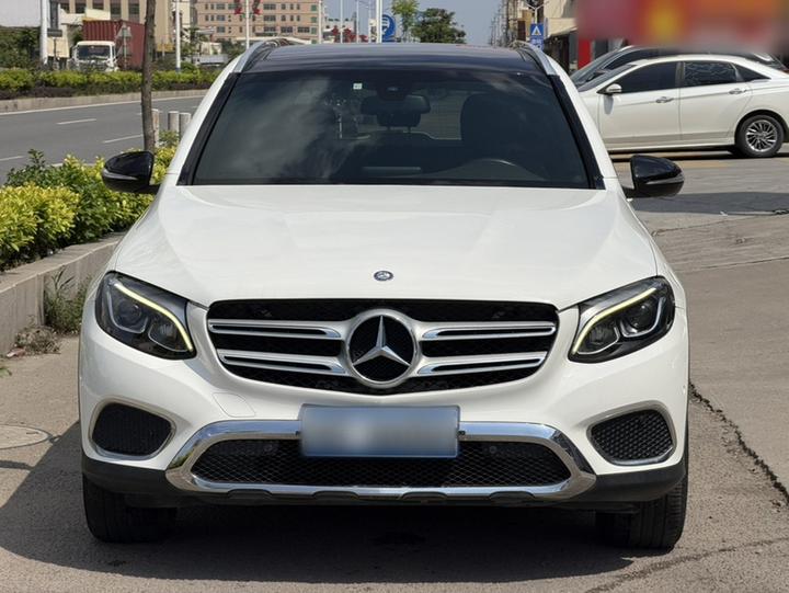 GLC 2016 GLC 200 4MATIC photo 2
