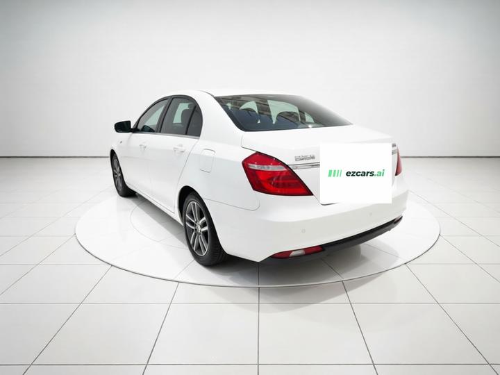 Emgrand 2017 Sedan 1.5L CVT photo 4