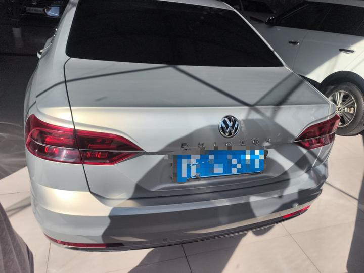 2018 Facelift 380TSI RWD Business photo 6