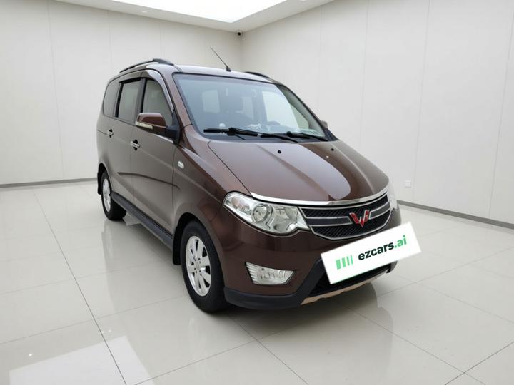 Wuling Hongguang 2014 1.5L S Luxury photo 3
