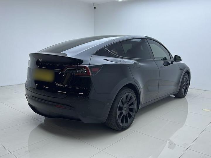 Model Y 2022 RWD photo 6