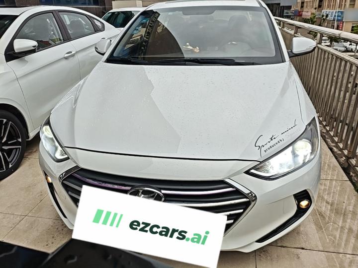 Elantra 2016 1.6L AT Smart Elite photo 2