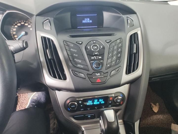 Focus 2012 Hatchback 1.6L AT photo 8