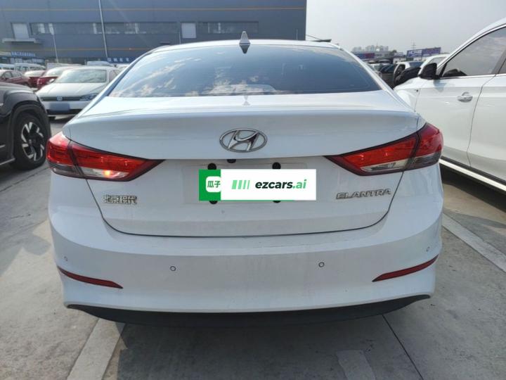 Elantra 2020 1.5L CVT Smart Elite photo 3