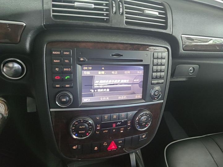 R-Class 2011 R 350 L 4MATIC photo 8