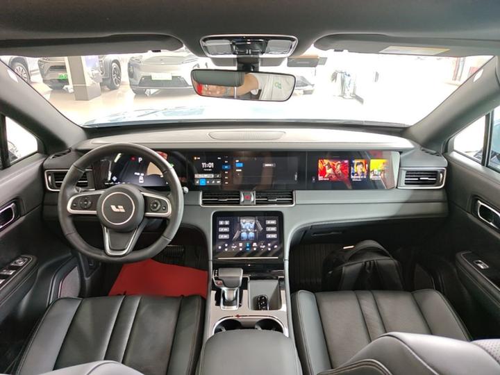 Li Auto ONE 2020 EREV 6-Seater photo 5
