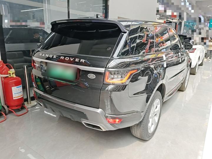 Range Rover Sport EV 2018 P400e photo 4