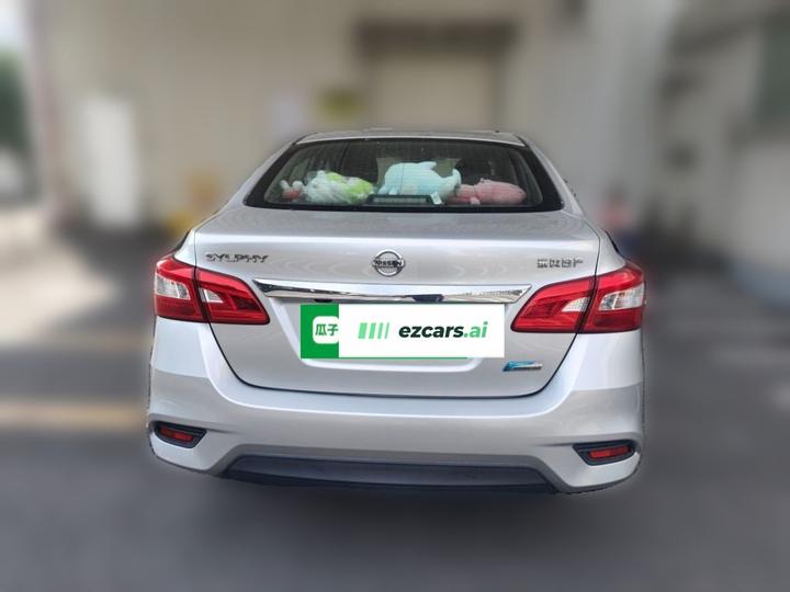 Sylphy 2018 1.6XV CVT Exclusive photo 5