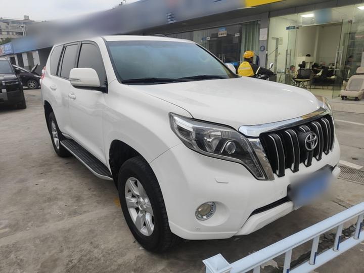 Prado 2014 4.0L AT TX-L photo 3
