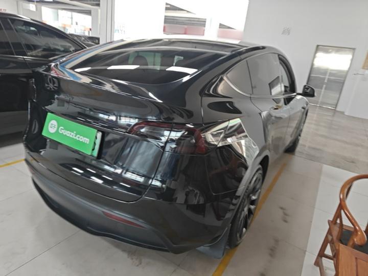Model Y 2022 Facelift RWD photo 4