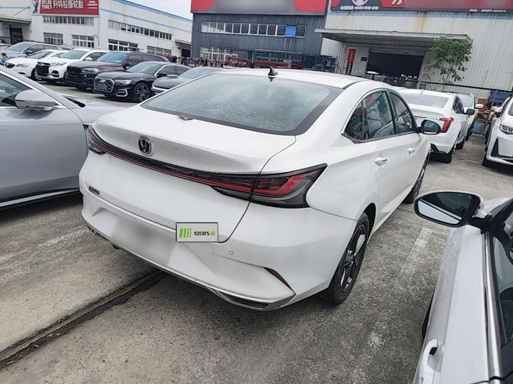 PLUS 2023 1.5T DCT Premium photo 4