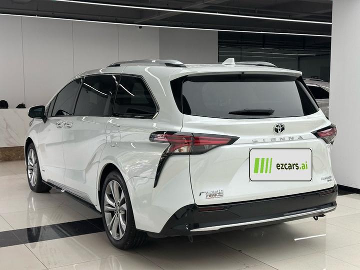 Sienna 2024 2.5L Hybrid Comfort photo 4