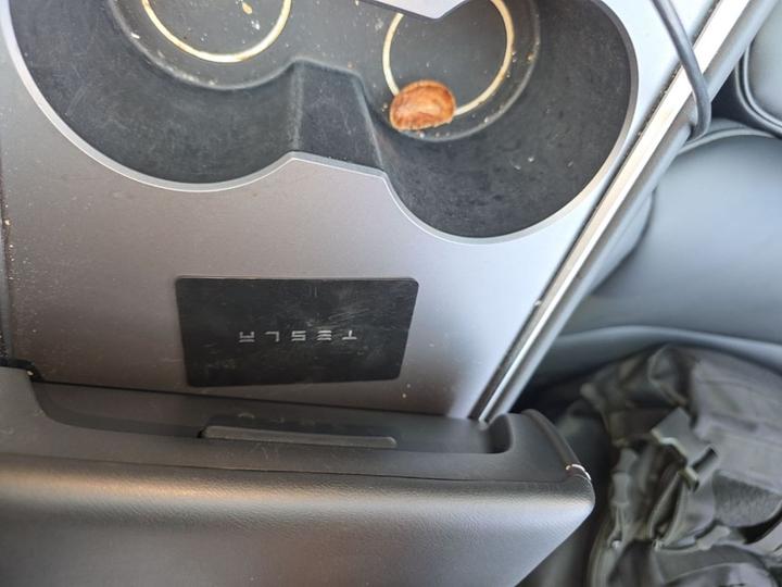 Model Y 2022 Long Range AWD photo 8