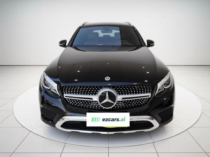 GLC 2019 GLC 200 L 4MATIC photo 2