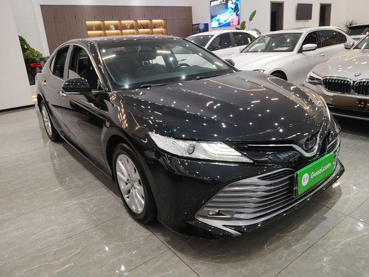 Camry 2018 2.0G Luxury photo 3