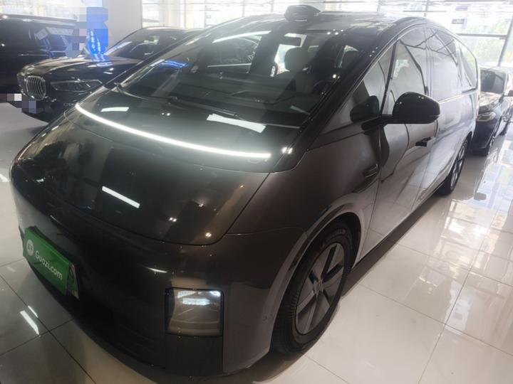 Li MEGA 2024 Ultra
