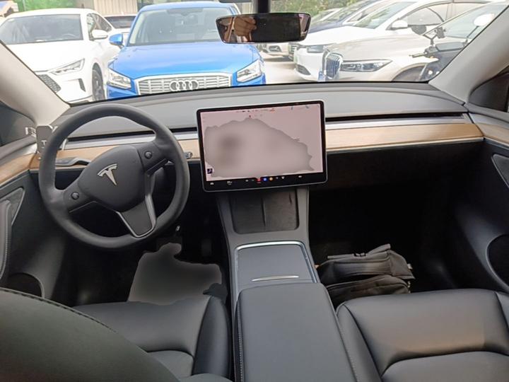 Model Y 2021 Standard Range RWD photo 5