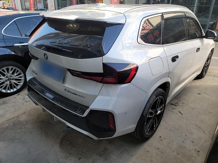 X1 2023 sDrive25Li M Sport Package photo 6