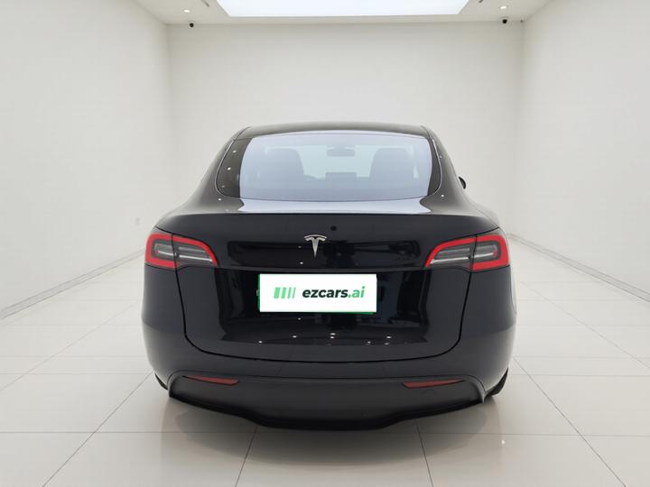 Model Y 2024 RWD photo 5