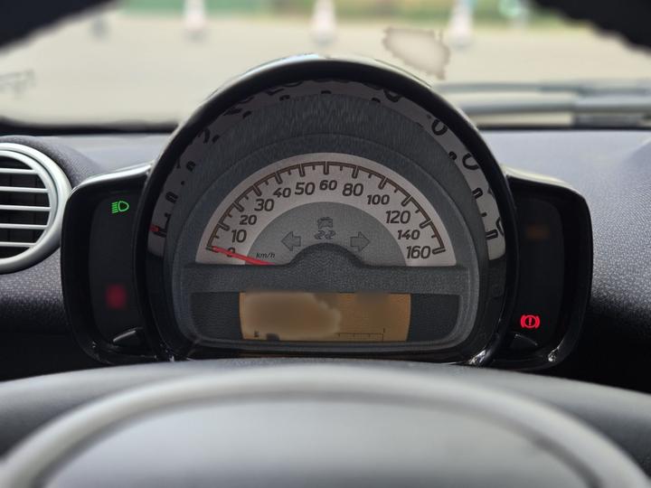 fortwo 2012 1.0 MHD Coupe Standard photo 4