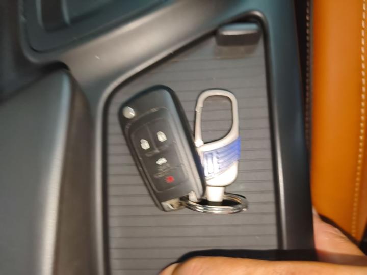 Regal 2015 1.6T Elite Tech photo 8