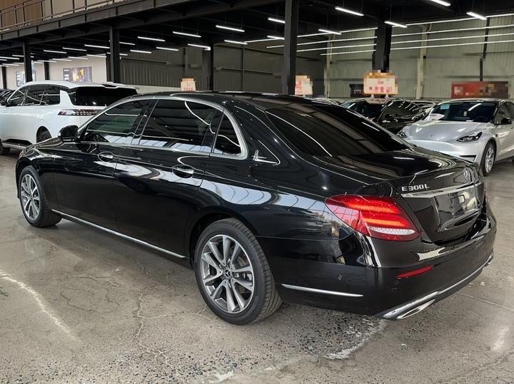 E-Class 2020 Facelift E 260 L photo 6