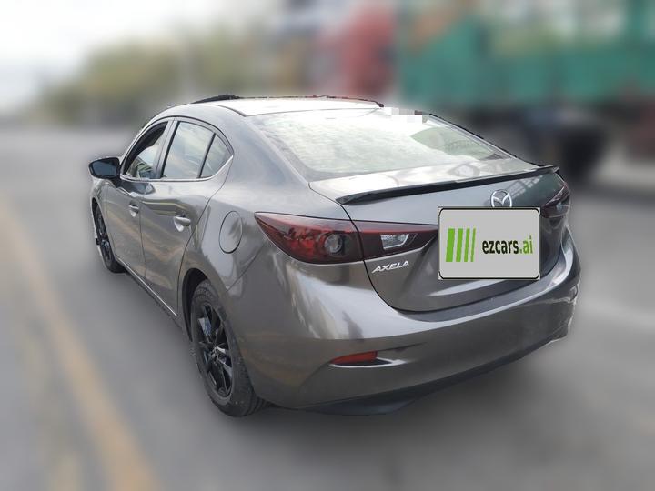 3 Axela 2014 Sedan 1.5L AT Luxury photo 4