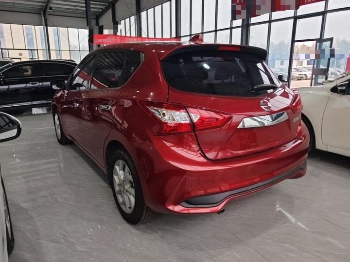Tiida 2021 1.6L CVT photo 4