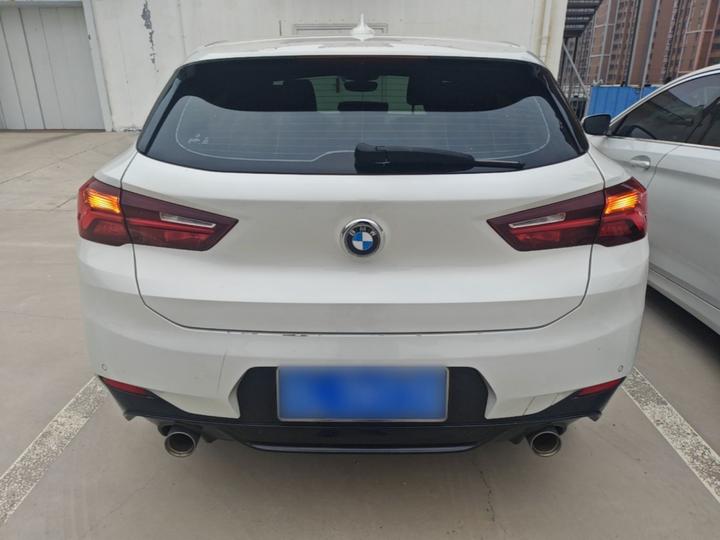 X2 2022 sDrive25i M Sport Package photo 3