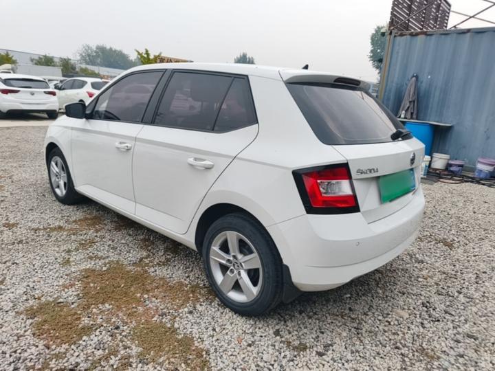 Fabia 2017 1.4L AT photo 4