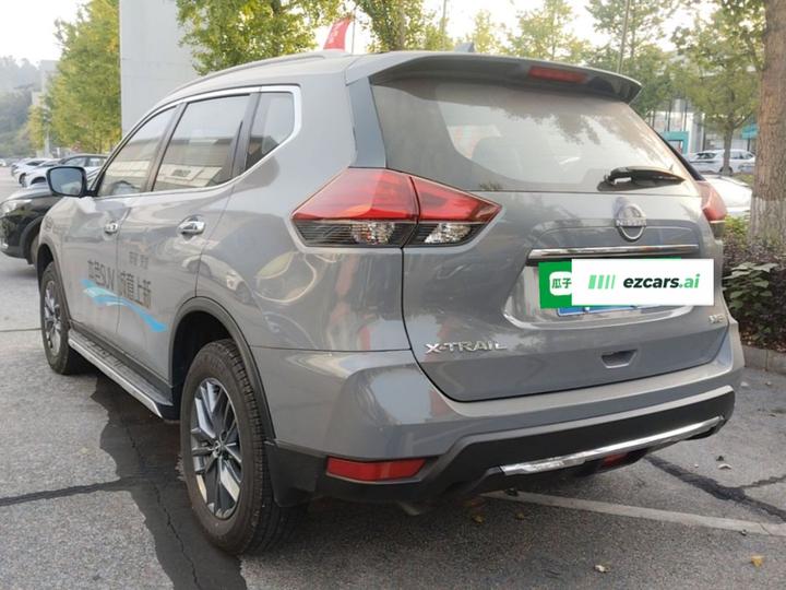 X-Trail 2025 2.0L RWD Leading photo 4