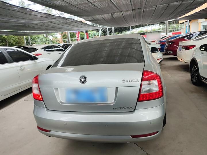Octavia 2014 1.6L AT photo 3