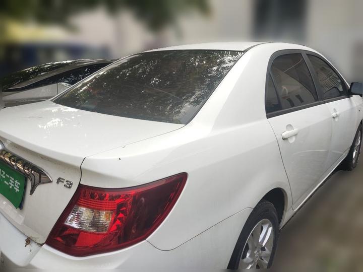 F3 2015 1.5L MT Comfort photo 4