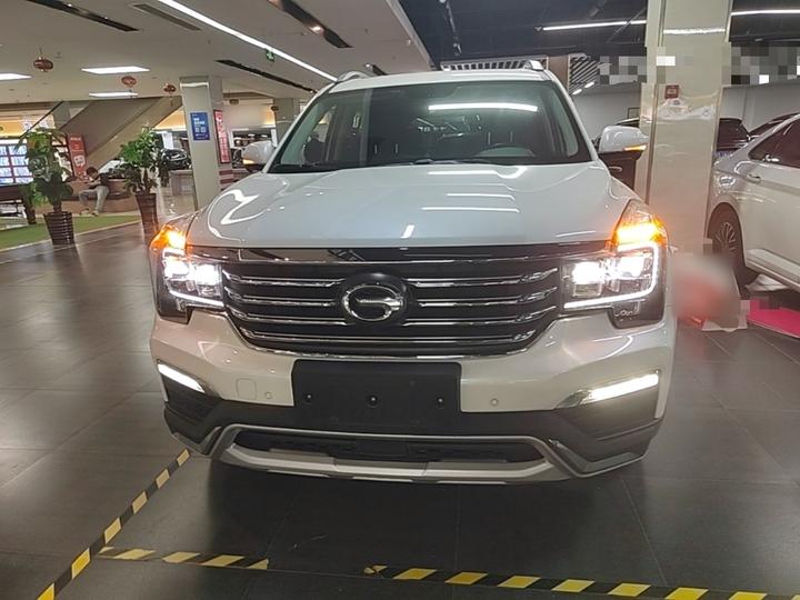 GAC Trumpchi GS8 2017 320T RWD Luxury Connected 7-Seater photo 2
