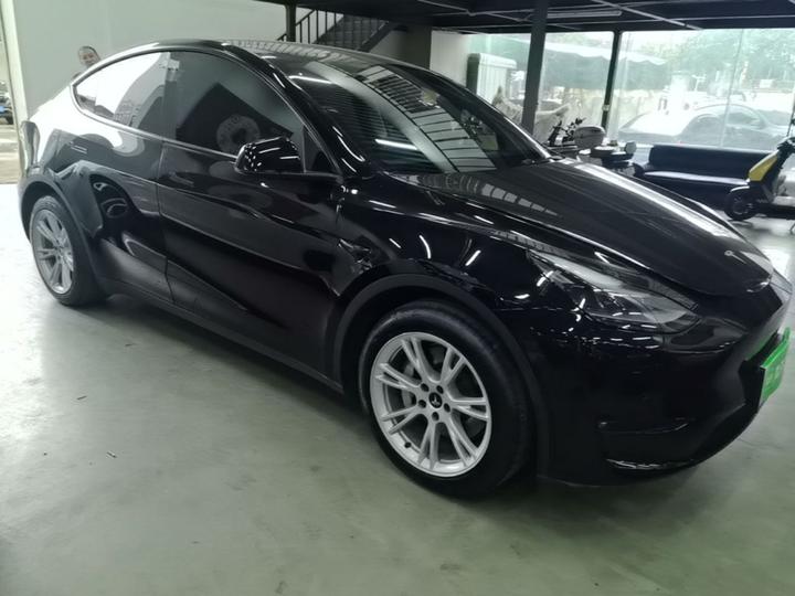 Model Y 2022 Long Range AWD photo 3
