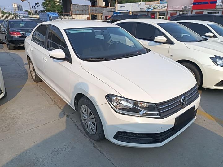 Santana 2021 1.5L AT photo 3