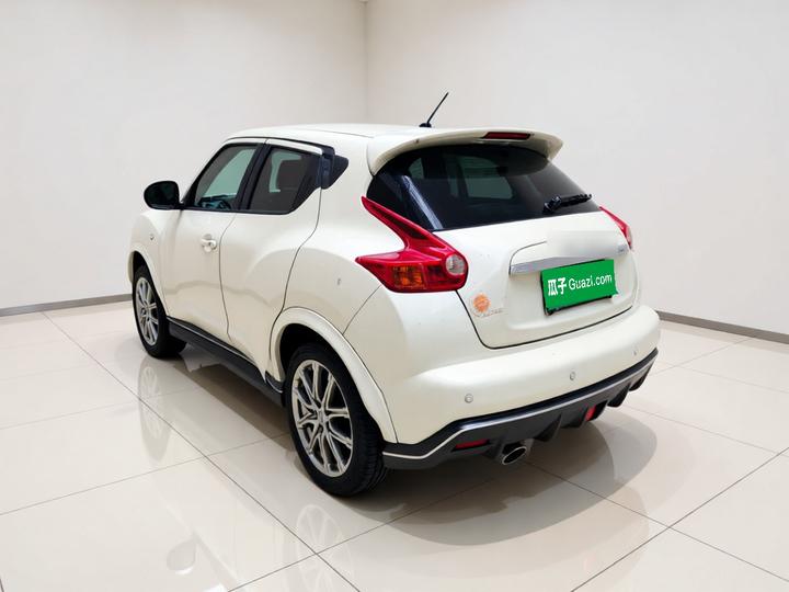 ESQ 2014 1.6L photo 4